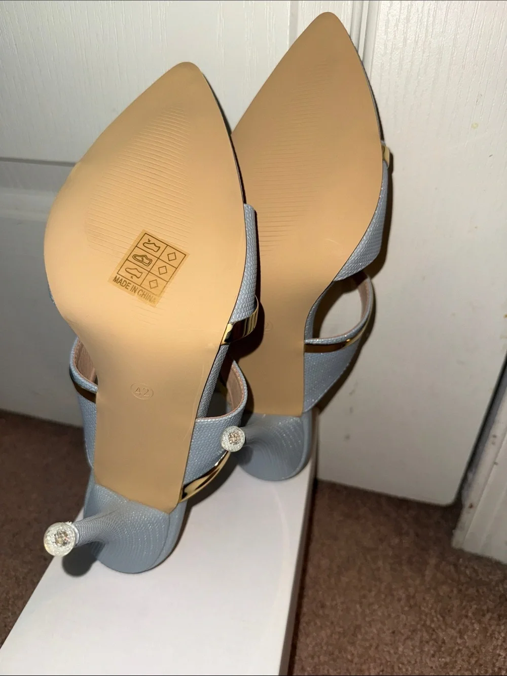 Light Blue Metallic Peep-Toe High Heels with Gold Accent - Picture 4 of 4
